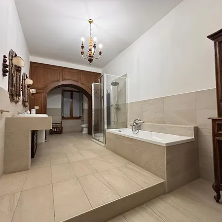 Rum i privatbostad Castello Vinci - Dimora Di Charme *