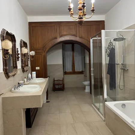 Rum i privatbostad Castello Vinci - Dimora Di Charme *