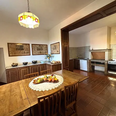 Castello Vinci - Dimora Di Charme Rum i privatbostad